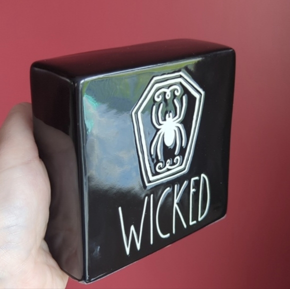 ❌SOLD❌Rae Dunn WICKED 🕷️ Halloween Tabletop Decor Block - Picture 2 of 4